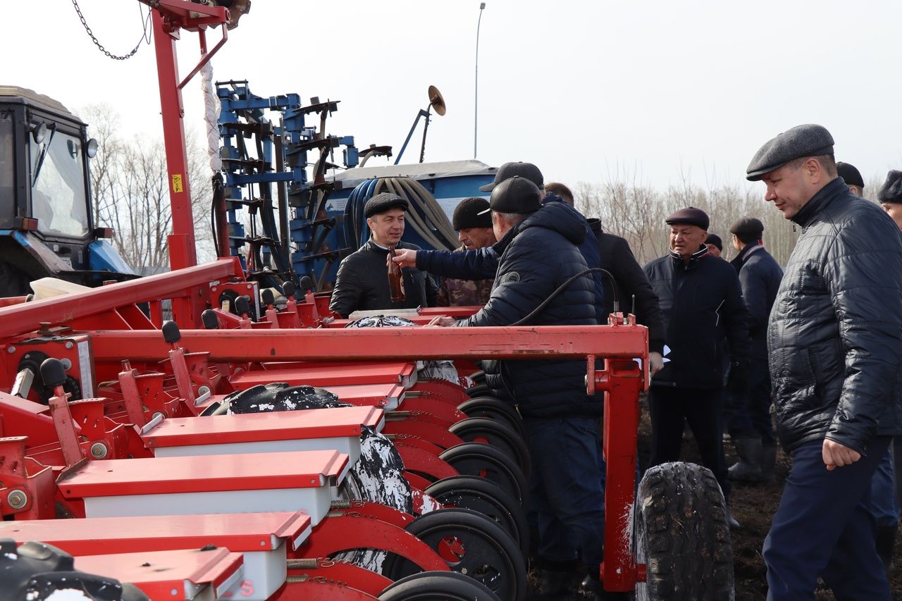 Приемка готовности техники к проведению весенне-полевых работ в Дрожжановском районе -2024