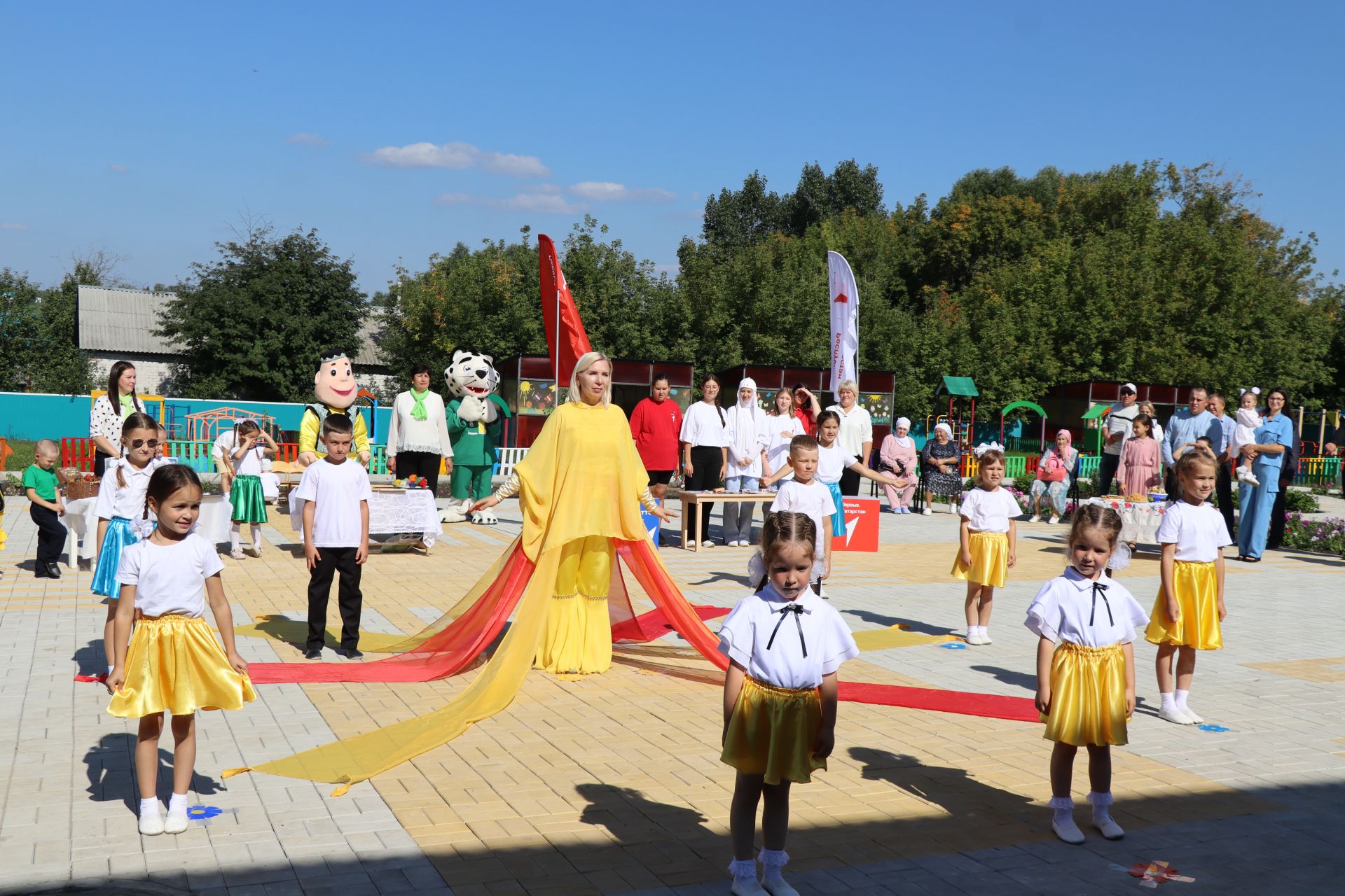 Открытие детсадов в селе Старое Дрожжаное и Большая Акса в Дрожжановском районе-2024