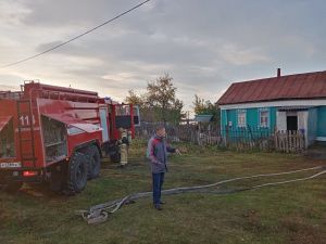 Добровольцы ДПК «Чекурское» Дрожжановского района отстояли от огня жилой дом