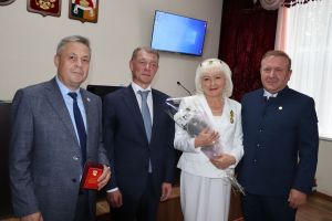 Сотрудникам ЦРБ Дрожжановского района вручили свидетельства Электронной доски почета Татарстана