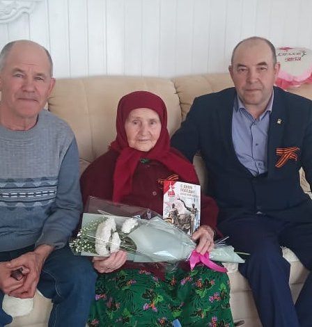 В селе Новое Ильмово Дрожжановского района РТ посетили труженицу тыла
