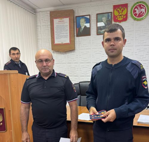 Участковый уполномоченный из Дрожжановского района получил звание капитана полиции