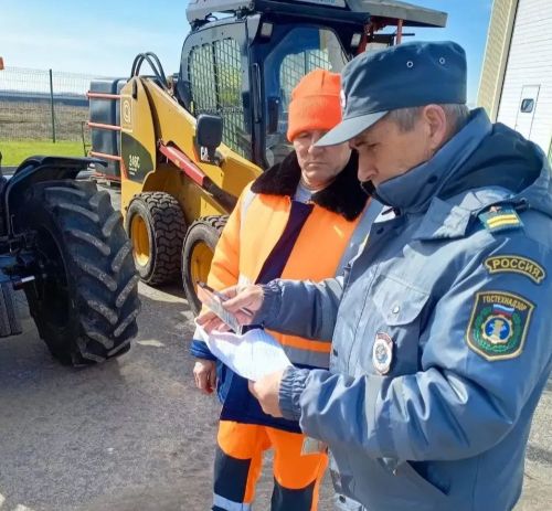 В ДРСУ “Дрожжановский” провели техосмотр 21 единицы спецтехники