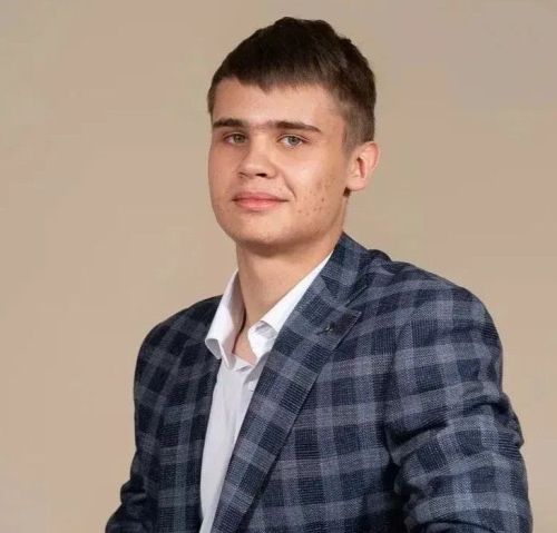 Выпускник Стародрожжановской СОШ 1 набрал 100 баллов на ЕГЭ по математике
