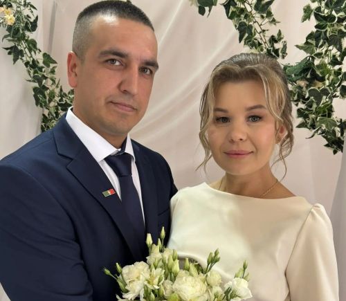 Чүпрәле ЗАГС бүлегендә яшь парның никахлашу тантанасы узды