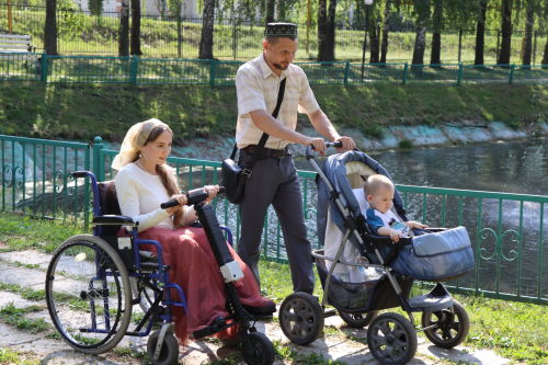 Мама в коляске Сирина Хасянова из Дрожжановского района: "Если бы я могла встать на ноги, я бы станцевала"