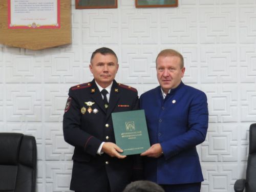 В дрожжановском отделе полиции наградили лучших сотрудников