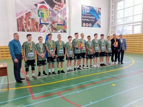 В Дрожжаном прошёл чемпионат района по «КЭС-БАСКЕТ» среди юношеских команд общеобразовательных учреждений
