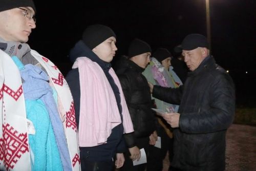 Дрожжановских ребят проводили на службу в армию