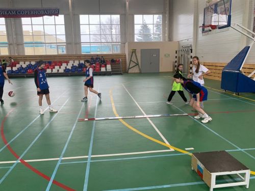 В Дрожжаном в рамках муниципального этапа «КЭС-БАСКЕТ» была организована мобильная площадка  ГТО
