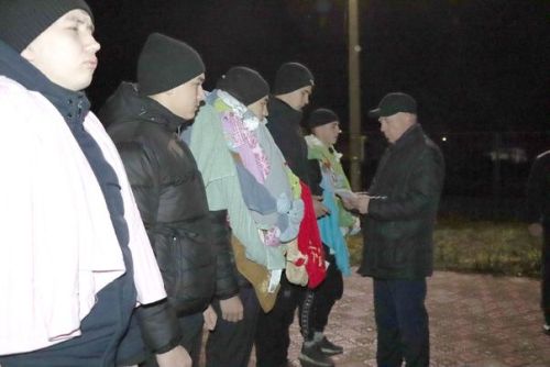 Дрожжановских ребят проводили на службу в армию
