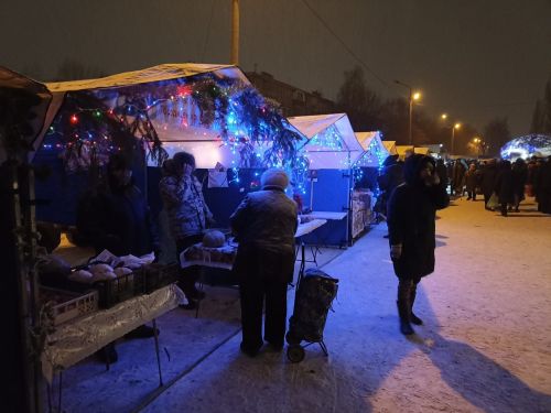 Дрожжановцы представляют предновогоднюю сельхозярмарку жителям Казани