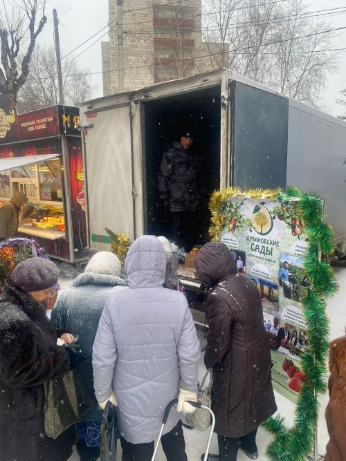 Дрожжановцы представляют предновогоднюю сельхозярмарку жителям Казани