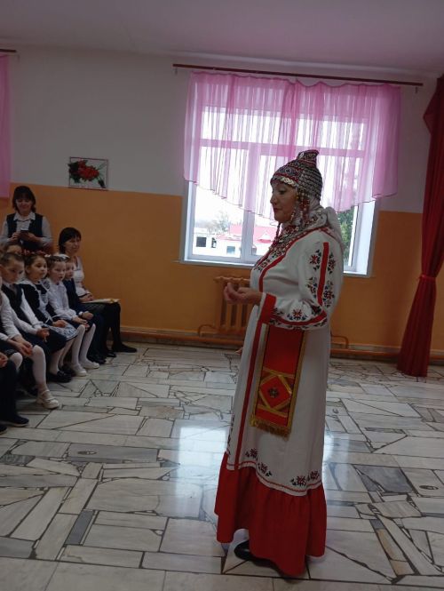 В Убеевской сош Дрожжановского района РТ прошла акция «Дари Добро»
