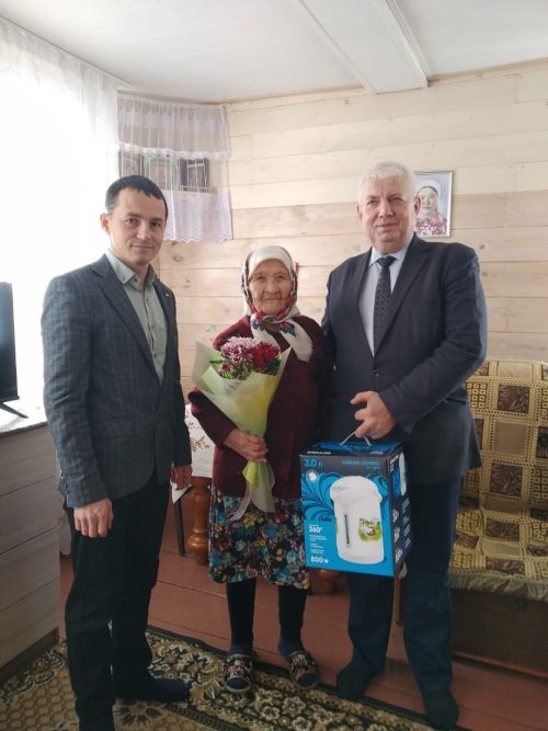 Жительница села Малая Акса отметила  95-летний юбилей