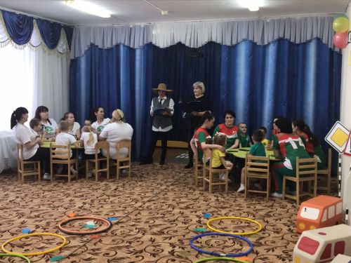 В детском саду «Солнышко» прошел КВН по ПДД «Азбука дорожного движения»