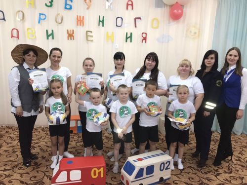 В детском саду «Солнышко» прошел КВН по ПДД «Азбука дорожного движения»