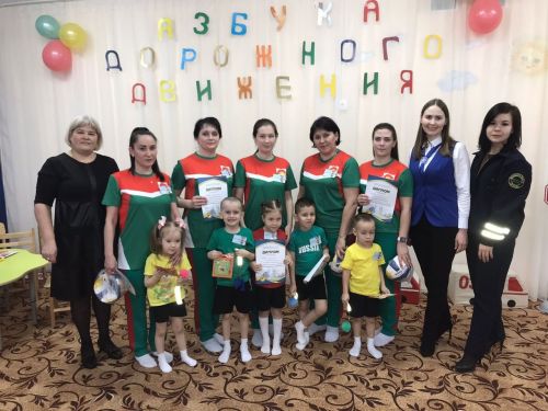 В детском саду «Солнышко» прошел КВН по ПДД «Азбука дорожного движения»