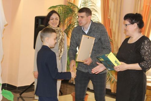Дрожжановские пенсионеры и семейные команды сразились в шахматы