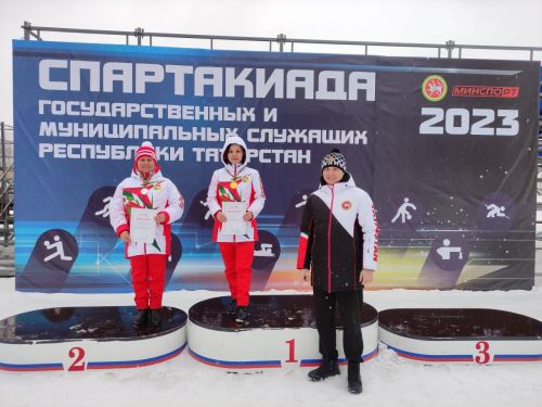 Дрожжановская команда заняла 1место по лыжным гонкам