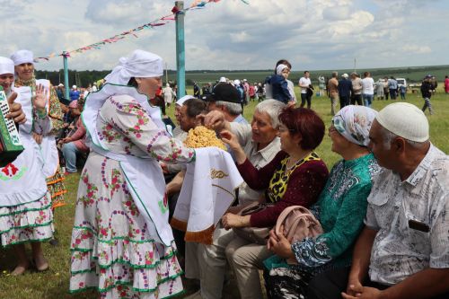 В селе Шланга Дрожжановского района отметили праздник «Майнын унбише»