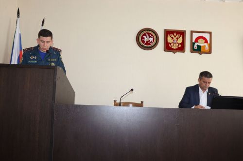В Дрожжановском районе состоялось заседание КЧС в связи с гибелью человека на пожаре