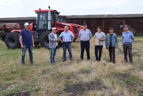 Парад комбайнов состоялся в Дрожжановском районе