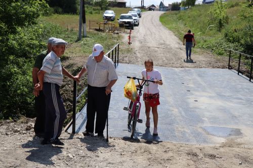 В селе Городище Дрожжановского района открыли мост после ремонта