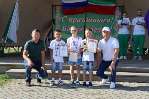 Дрожжановцы отметили Всероссийский день физкультурника