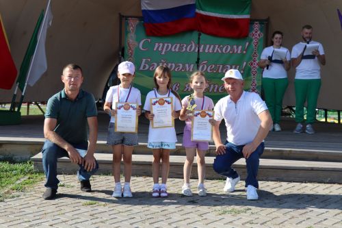 Дрожжановцы отметили Всероссийский день физкультурника