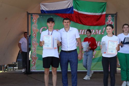 Дрожжановцы отметили Всероссийский день физкультурника