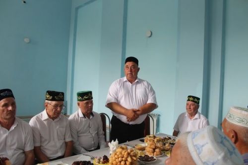 Яңа Кәкерле мәктәбендә олуг мөгаллим Илгиз Нәҗип улы Кәримовны искә алдылар