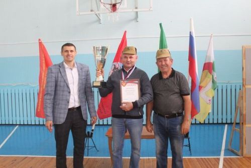 В Дрожжановском районе РТ ветераны боевых действий соревновались по пулевой стрельбе