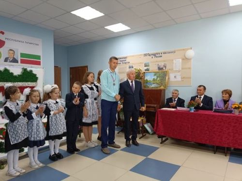 Яңа Кәкерле мәктәбендә беренче кыңгырау чыңлады