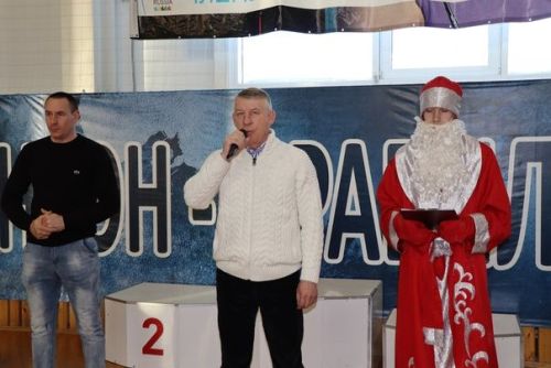 В Дрожжаном прошел турнир по бадминтону «Золотой волан»