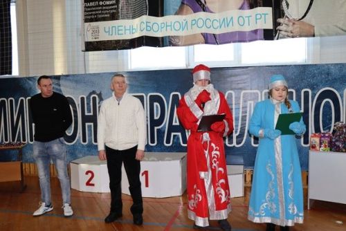 В Дрожжаном прошел турнир по бадминтону «Золотой волан»