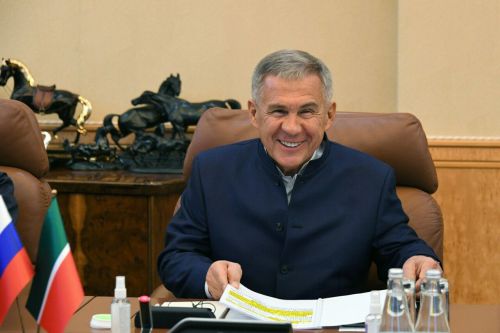 Раис Республики Татарстан : Рождество — это праздник возрождения, добра и милосердия»