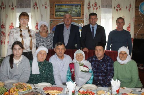 95-летний юбилей отметила жительница села Малая Цильна Дрожжановского района РТ