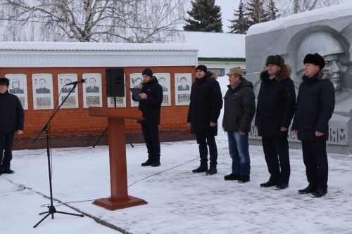 В Дрожжановском районе РТ в честь 81-ой годовщины победы в Сталинградской битве состоялся митинг
