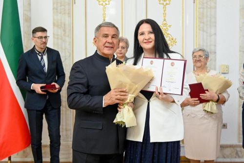 Якташыбыз Эльвира Сафина Дәүләт бүләгенә ия булды