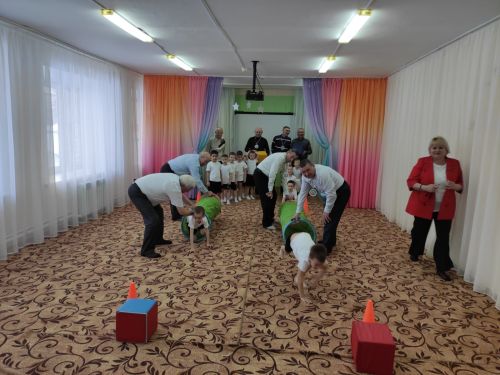 В Стародрожжановском детсаду «Солнышко» прошла встреча с социальными партнёрами- дедушками из Совета ветеранов