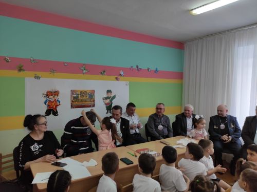 В Стародрожжановском детсаду «Солнышко» прошла встреча с социальными партнёрами- дедушками из Совета ветеранов