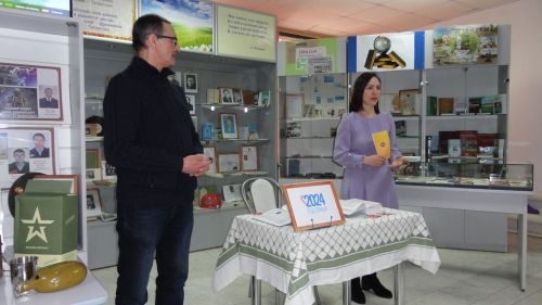 Пенсионеры Дрожжановского района РТ познакомились с жизнью и деятельностью почётного профессора