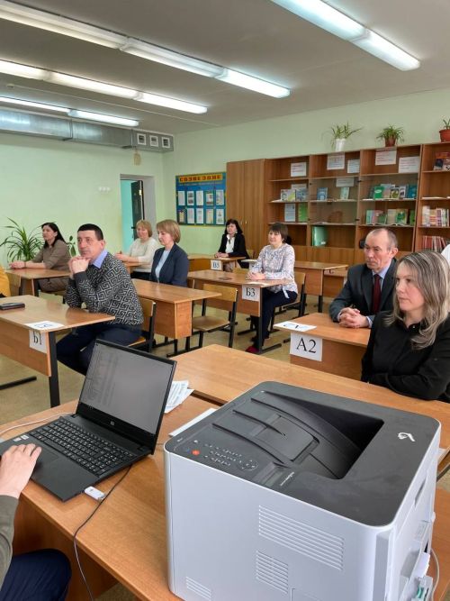 Родители выпускников 11 класса Дрожжановского района РТ сдали ЕГЭ
