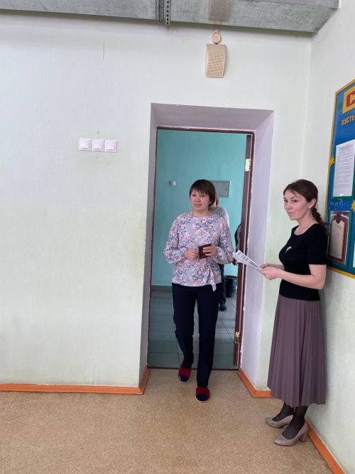 Родители выпускников 11 класса Дрожжановского района РТ сдали ЕГЭ