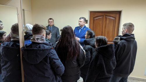 Воспитанники приюта «Теплый дом» побывали на экскурсии в здании прокуратуры Дрожжановского района РТ