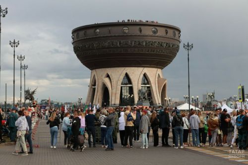 В Казани отключили подсветку Центра семьи «Казан»