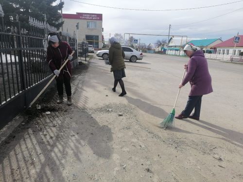 В Дрожжановском районе РТ продолжаются традиционные субботники
