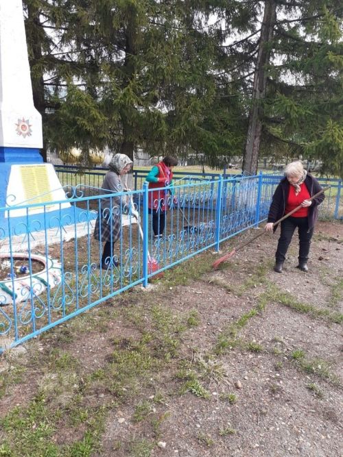 В Дрожжановском районе РТ продолжаются традиционные субботники
