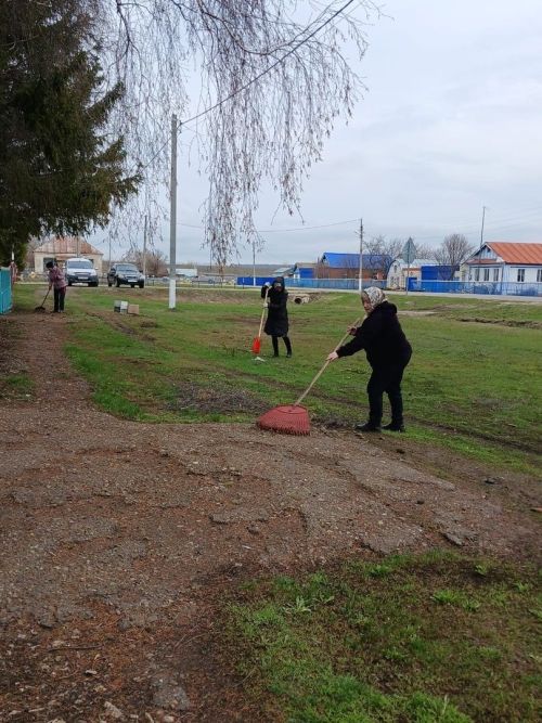 В Дрожжановском районе РТ продолжаются традиционные субботники